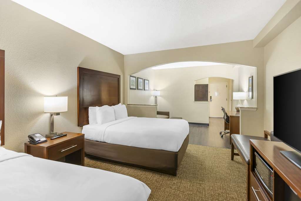 Comfort Inn Meridian Bonita Lakes - photo 10