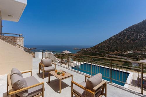 Brikis Villa 1 With Private Pool — 4-Star Luxury Hotel in Irakleion, Greece