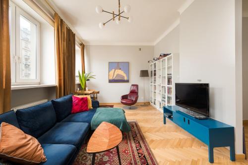Plac Zbawiciela Stylish Apartment by BookingHost — 4-Star Luxury Hotel in Warsaw, Poland