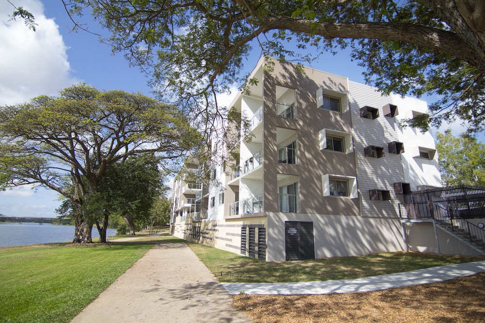 Jacana Apartments — 4-Star Luxury Hotel in Townsville, Australia