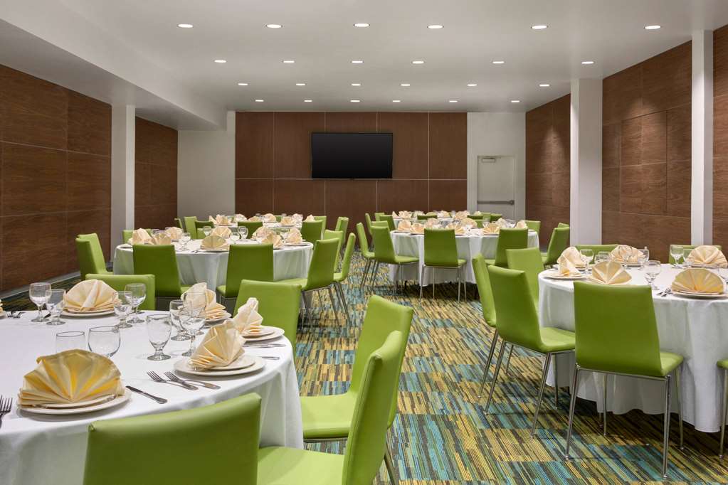 Wyndham Anaheim - photo 33