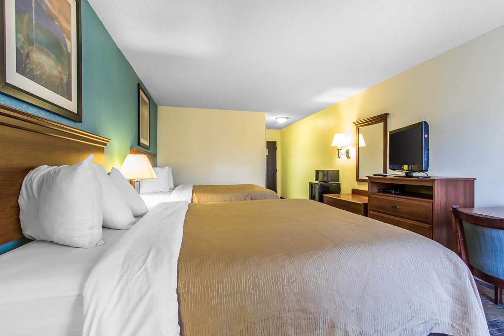 Quality Inn & Suites Memphis East - photo 8
