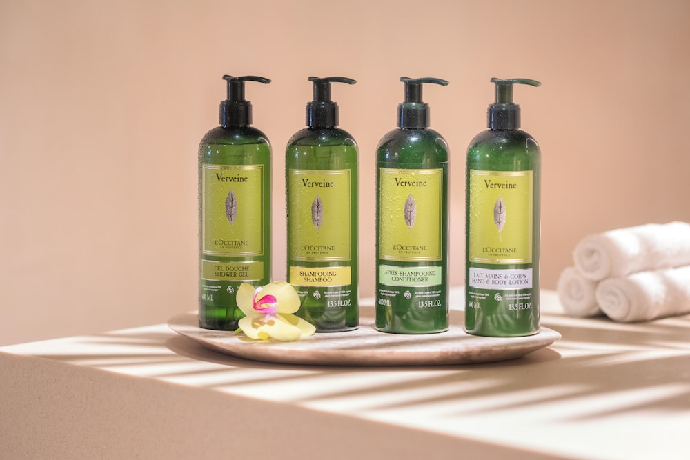 Bathroom amenities
