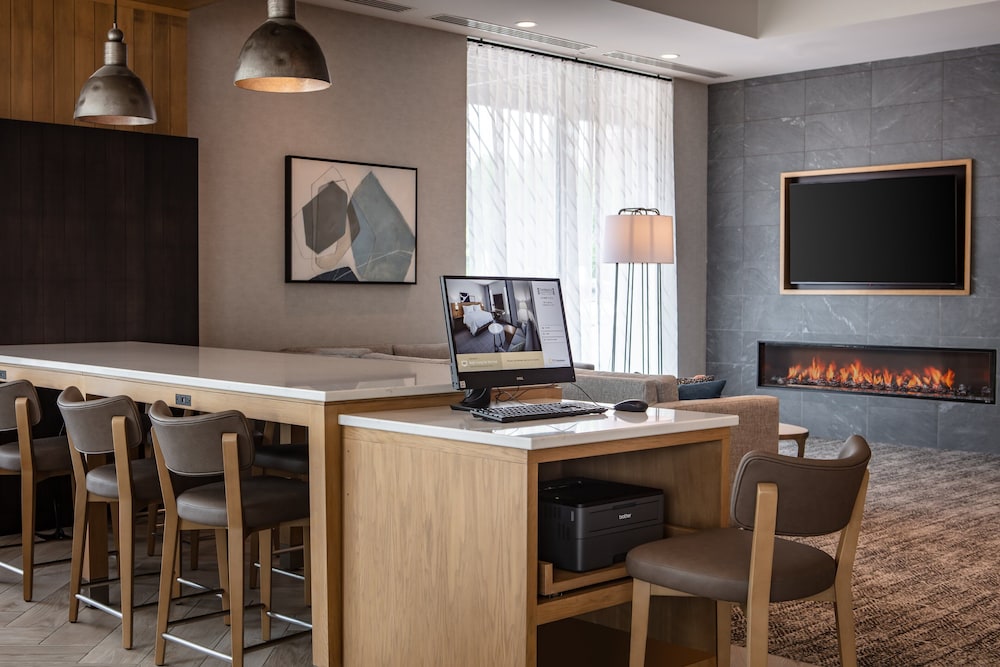 Staybridge Suites Iowa City Coralville by IHG - photo 36
