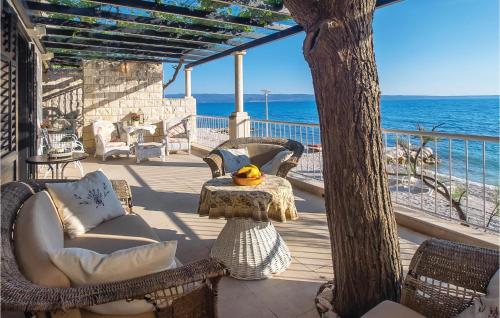 Holiday Home Poljicka Cesta I — 4-Star Luxury Hotel in Podstrana, Croatia
