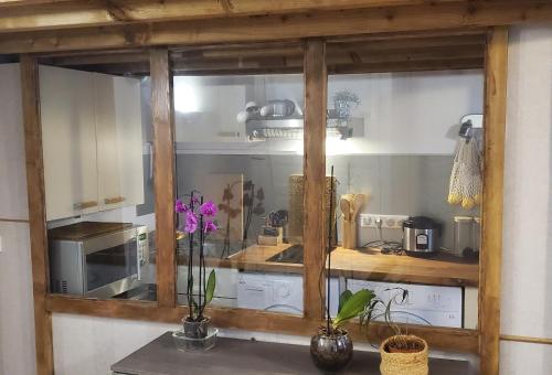 Les Halles Superbe Studio 4 Personnes Wi Fi Climatisation Netflix Cœur de Ville Et Historique in Beziers, France