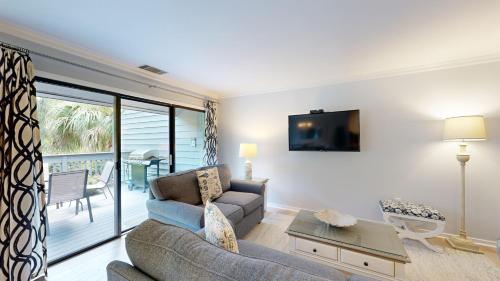 213 Turnberry Village - photo 4