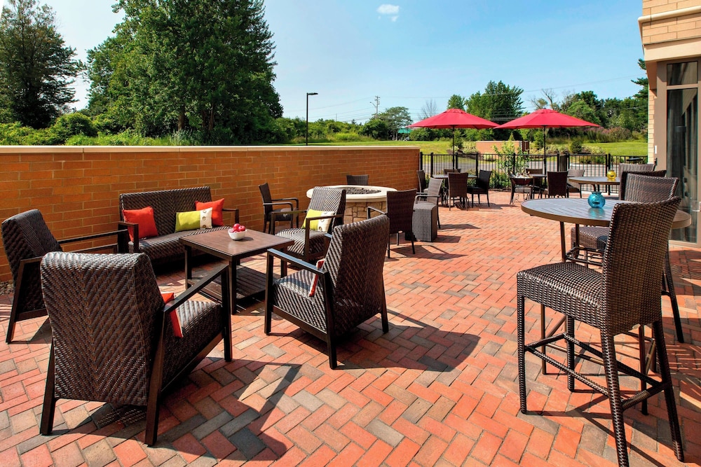Fairfield Inn and Suites by Marriott Syracuse Carrier Circle - photo 13