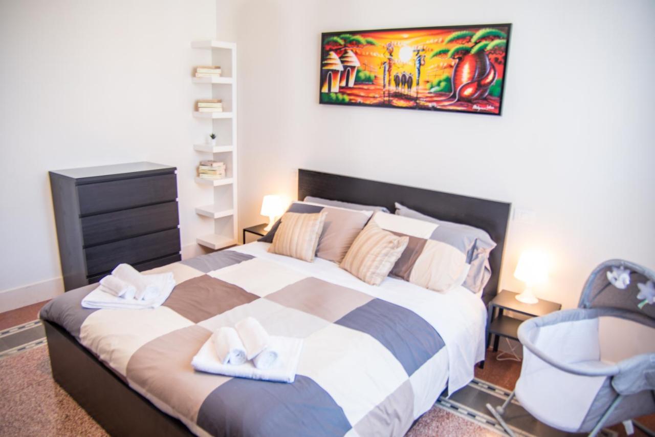 Promo Inizio Anno 3 Suite in Centro Citta Con Balcone Parcheggio Pubblico a 500m — 4-Star Luxury Hotel in Pescara, Italy
