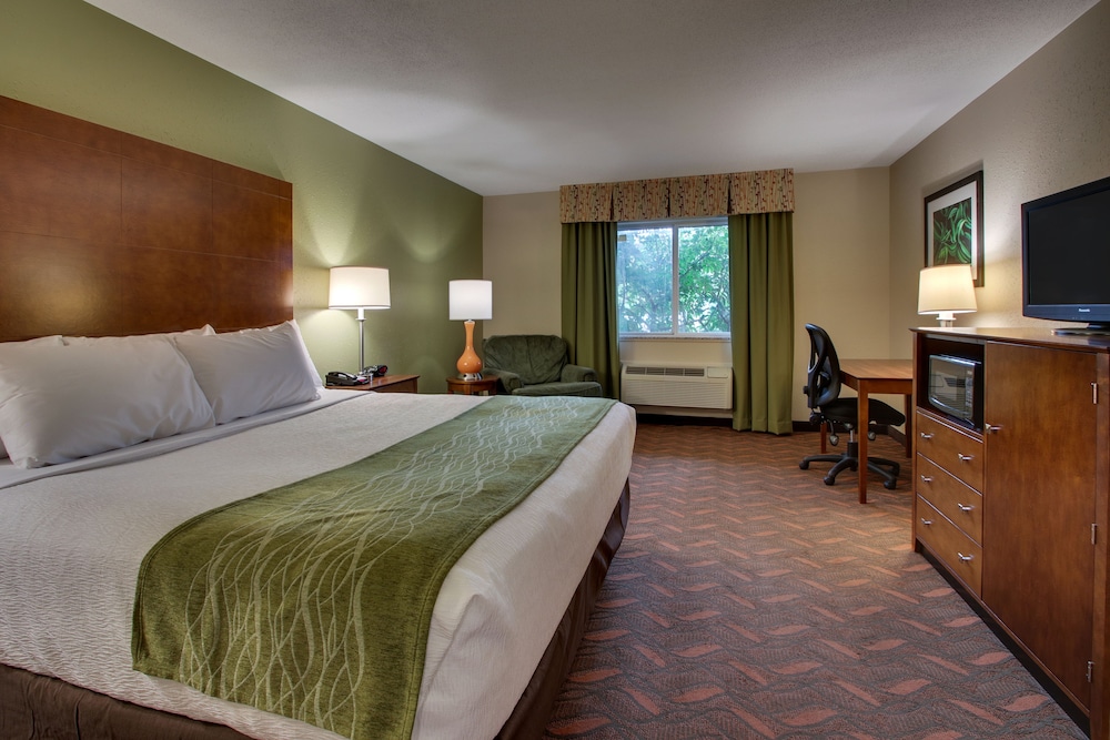 Greenfield Inn and Suites Elizabethtown KY I65 Exit 94 - photo 19