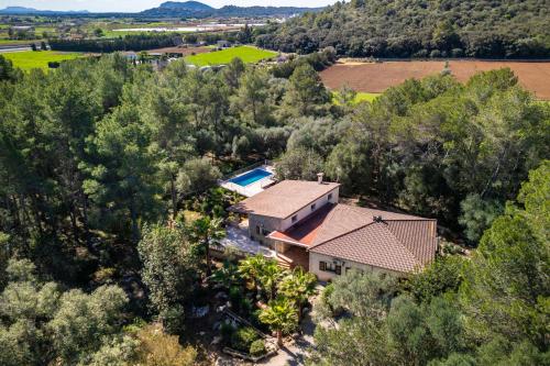 M409 Ferragut Crestatx by Mallorca Villa Selection — 4-Star Luxury Hotel in Sa Pobla, Spain