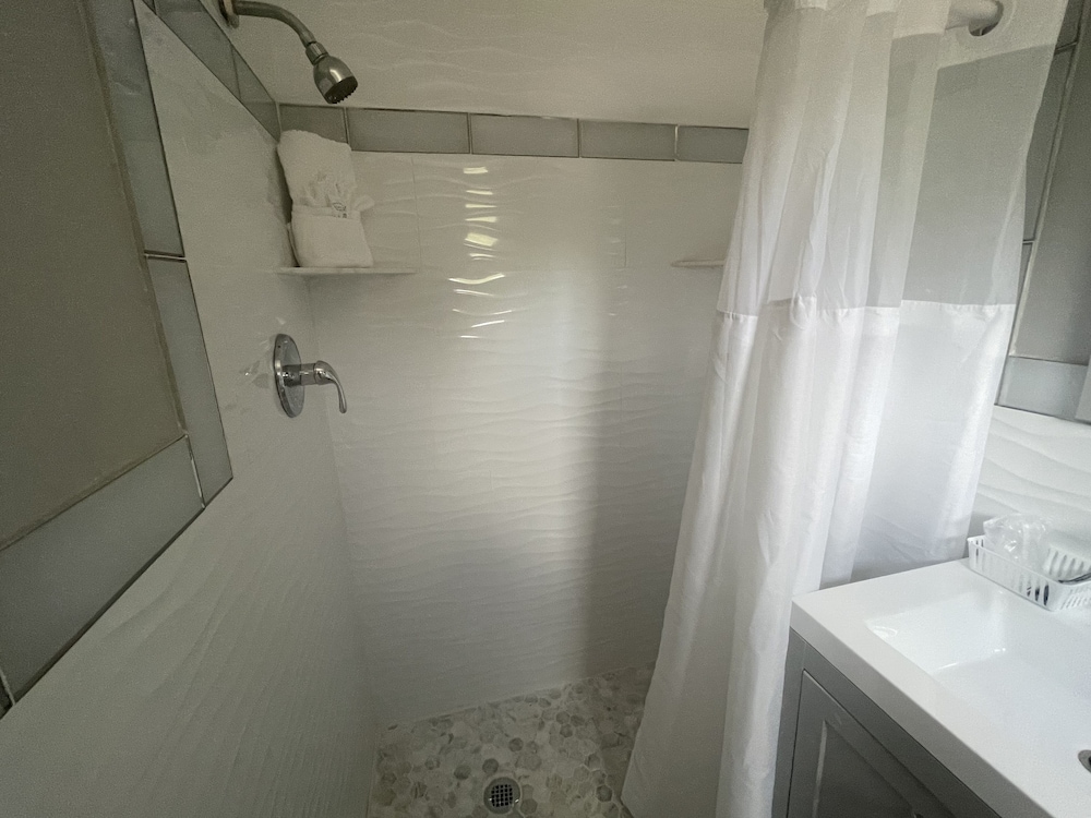 Aquastar Inn - photo 19