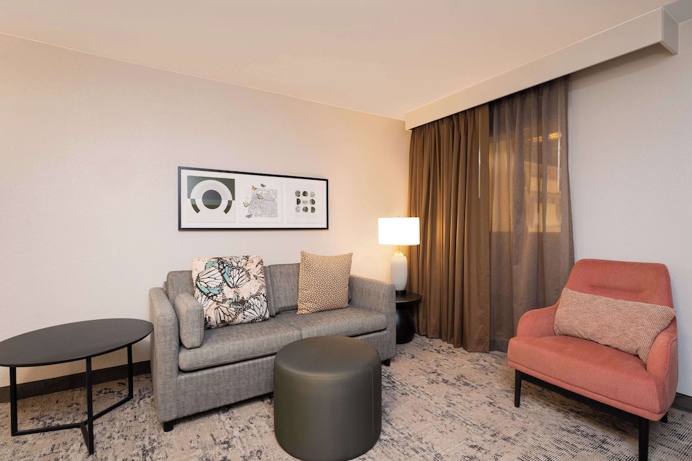 Embassy Suites by Hilton Memphis East Germantown Area - photo 25
