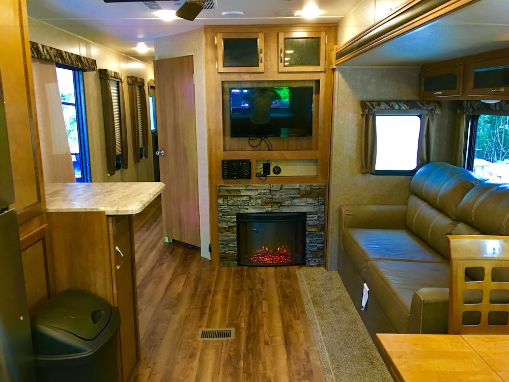 Enduro RV Citrus Valley Resort - photo 54