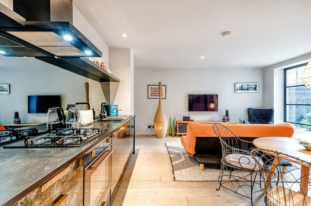 Notting Hill Playhouse — 4-Star Luxury Hotel in London, United Kingdom