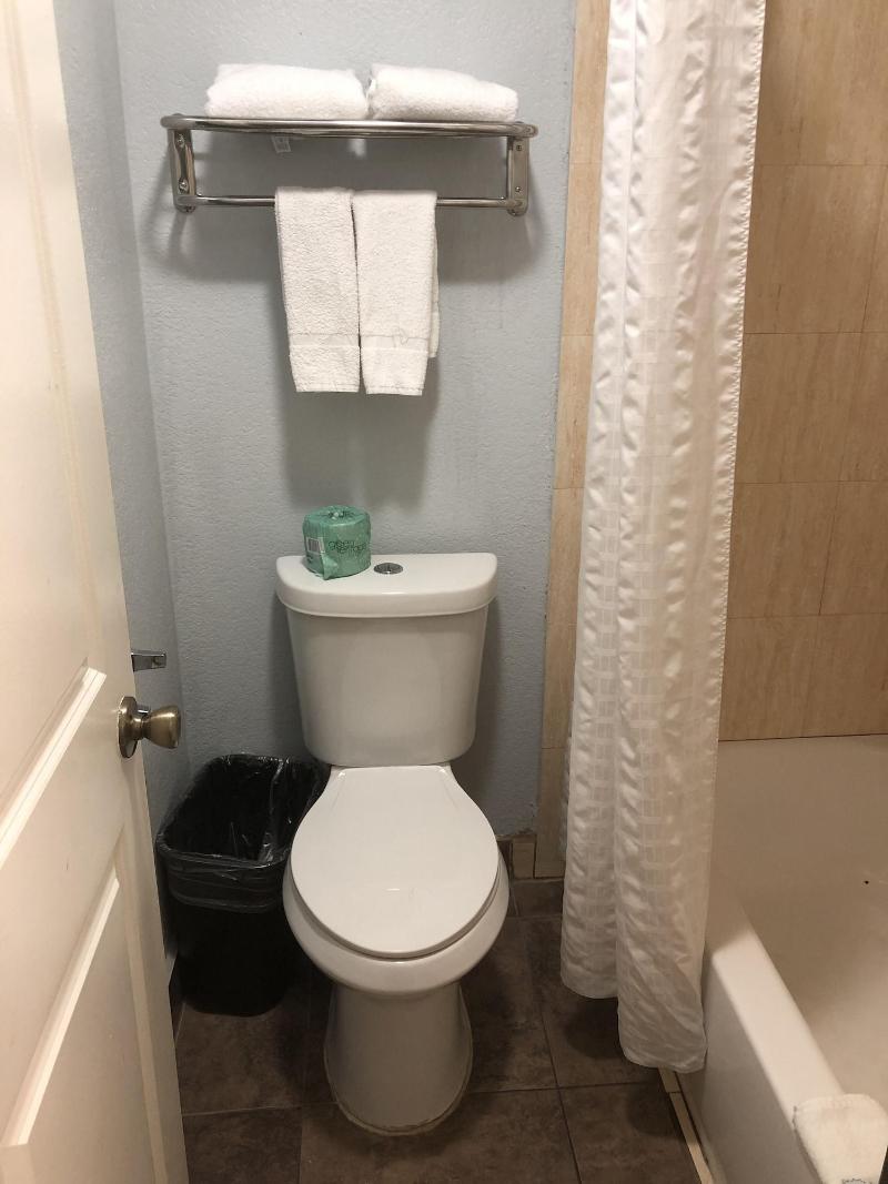 Hwy 59 Motel Laredo Medical Center - photo 21