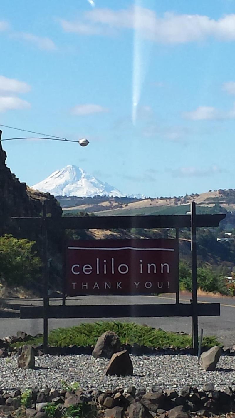Celilo Inn - photo 2