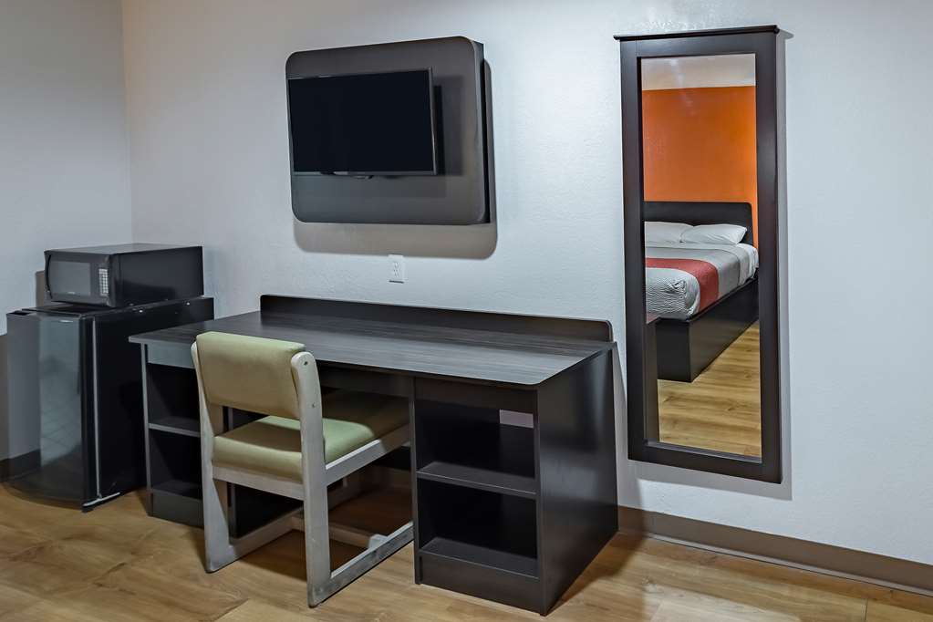 Motel 6 Blythe CA - photo 23