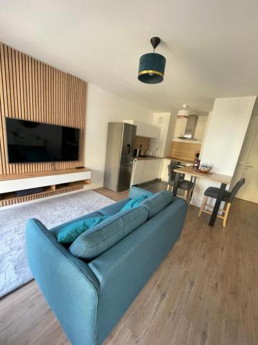 Superbe T2 Proche de la Gare Rer Tgv Massy Palaiseau — hotel in Massy