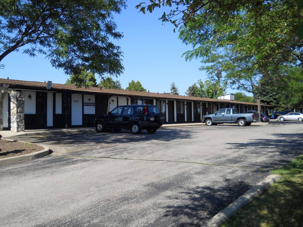 Value Inn Milwaukee Airport South - photo 29