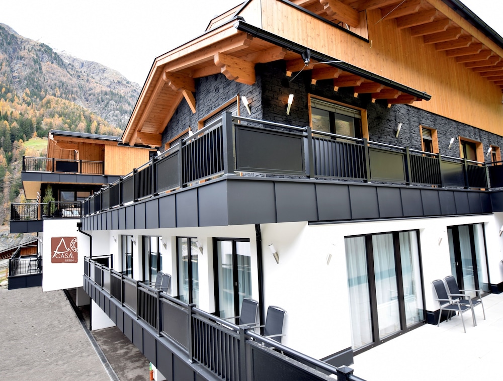 A CASA Rubin Chalet & Studio Resort — 4-Star Luxury Hotel in Soelden, Austria
