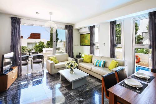 Paradise Cove Luxurious Beach Villas Marine 1 Bedroom Villa Paphos
