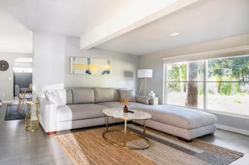 Tranquil Gem In Renton Minutes From Seattle — Renton