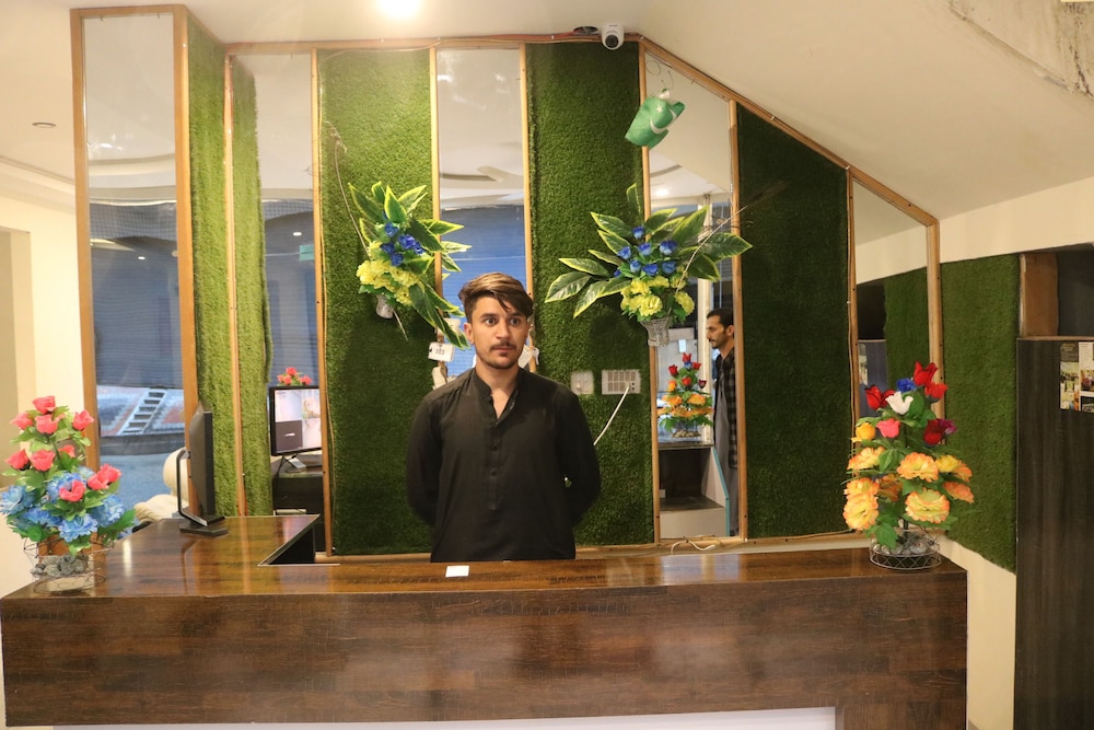 Bin Karim Hotel Bahrain in Saidu Sharif, Pakistan