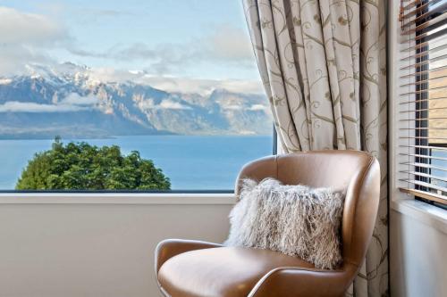 Elevated Elegance in Fernhill — 4-Star Luxury Hotel in Queenstown, New Zealand