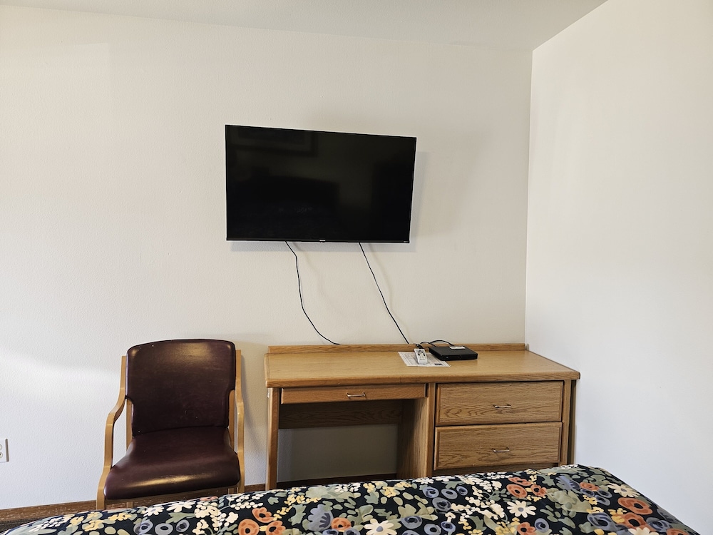 Cle Elum Travelers Inn - photo 13