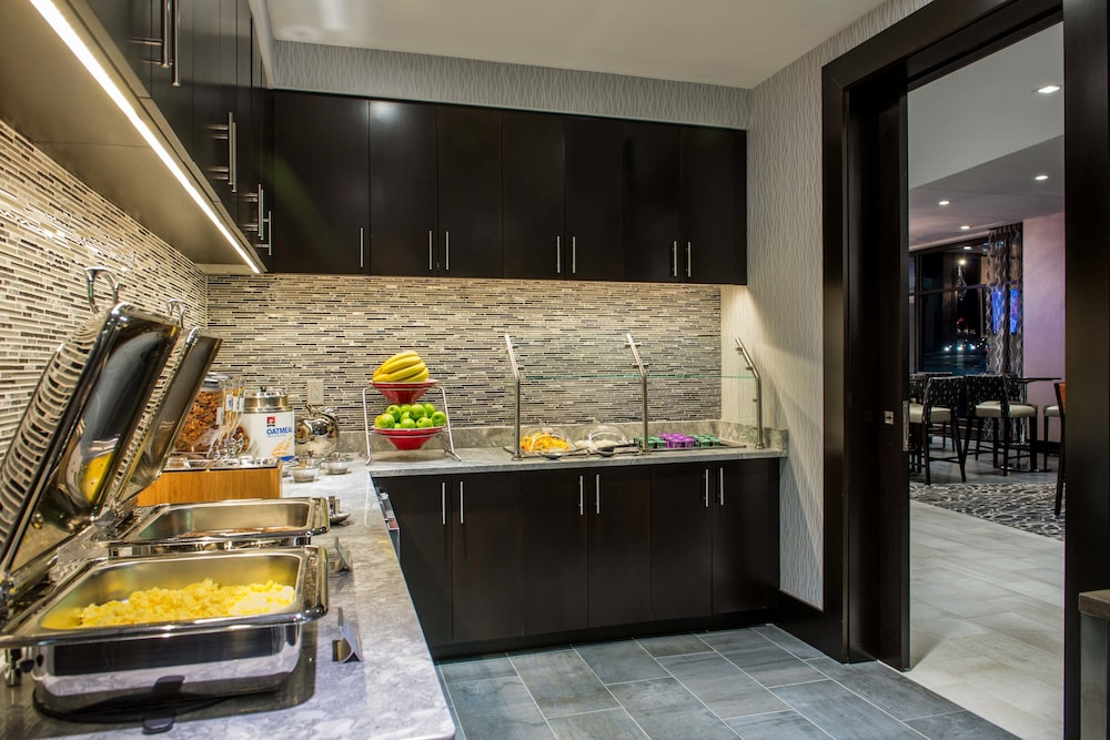 Fairfield Inn & Suites Boston Cambridge - photo 32
