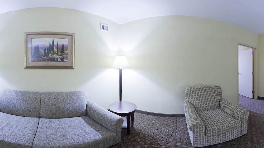 Holiday Inn Augusta West I 20 by IHG - photo 11