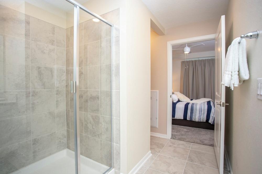 Gorgeous Two Bedroom Apt Close to Disney 306 4721 Storey Lake Resort - photo 9
