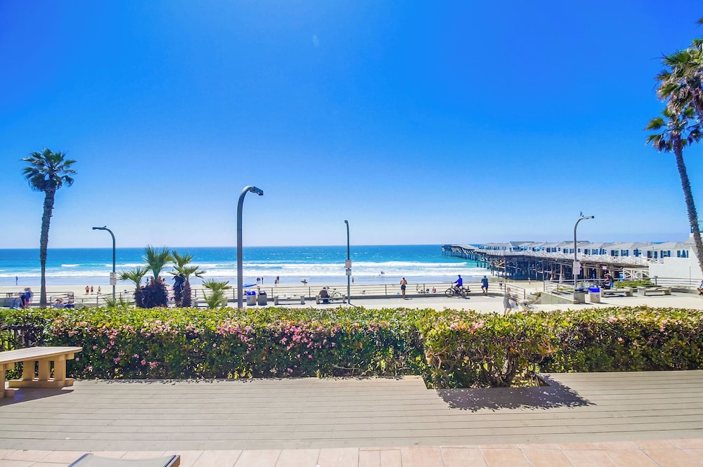 See the Sea 52 - photo 32
