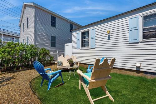 The Nora Dora — Hampton