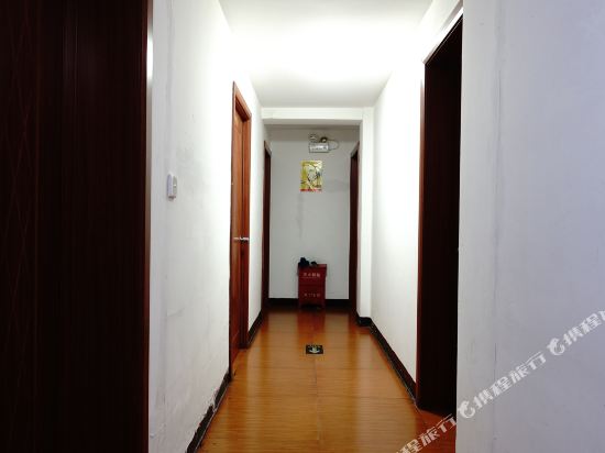 Xiuzhong Hotel - last minute hotel in Jiaxing