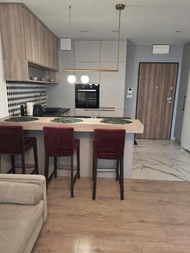 Apartament Bliska Wola Garaż Expo Warszawa — 4-Star Luxury Hotel in Warsaw, Poland