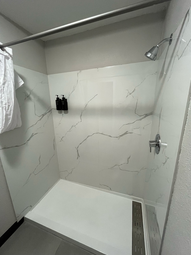 Hotel Isabella - photo 5