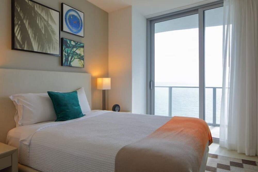 Beautiful Ocean Front 3 Bed 3 Bath @ Hyde Resort in Hollywood, United States