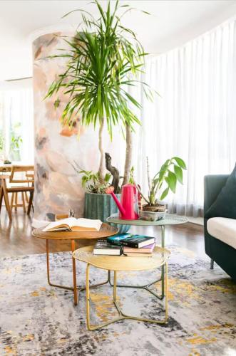 Glass House w Stunning View in Poblacion Makati — 4-Star Luxury Hotel in Manila, Philippines
