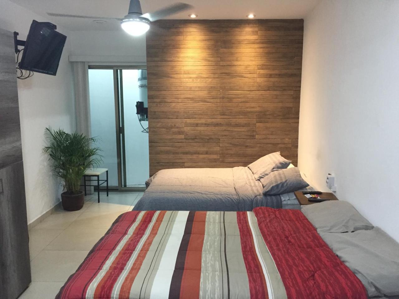 Habitaciones amuebladas Veracruz Logos in Veracruz, Mexico