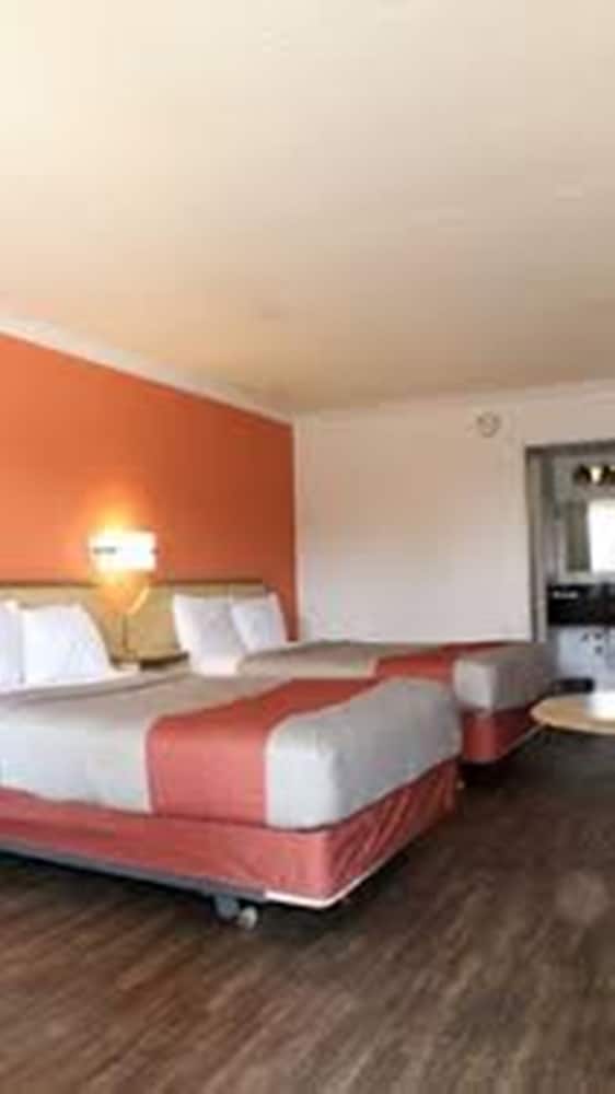 Motel6 Dayton OH - photo 8