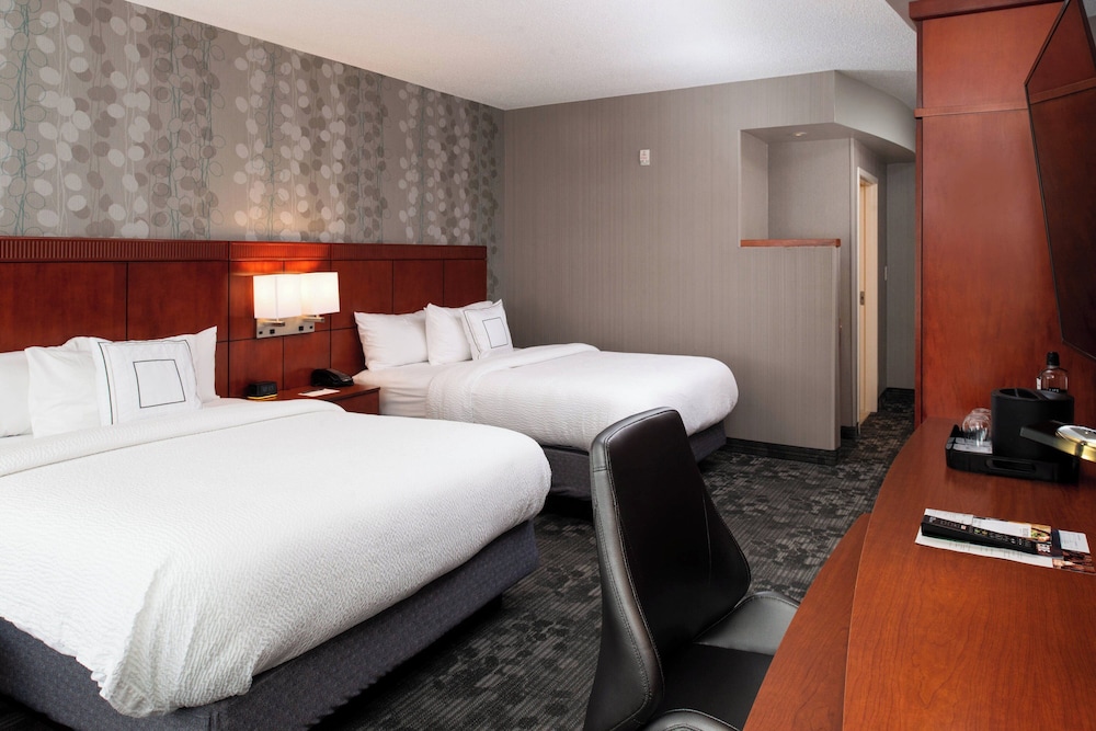 Courtyard by Marriott High Point - photo 17