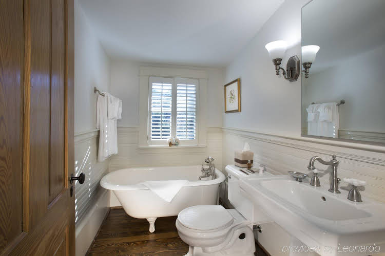Old Edwards Inn and Spa - photo 4
