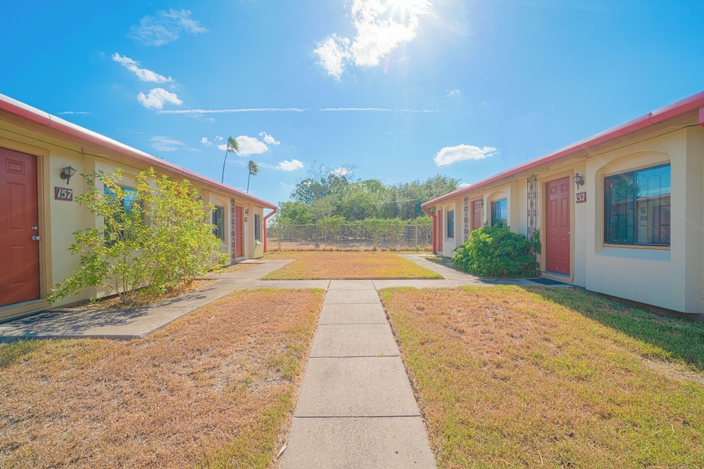 Vali Ho Motel By OYO Weslaco Mercedes - photo 72
