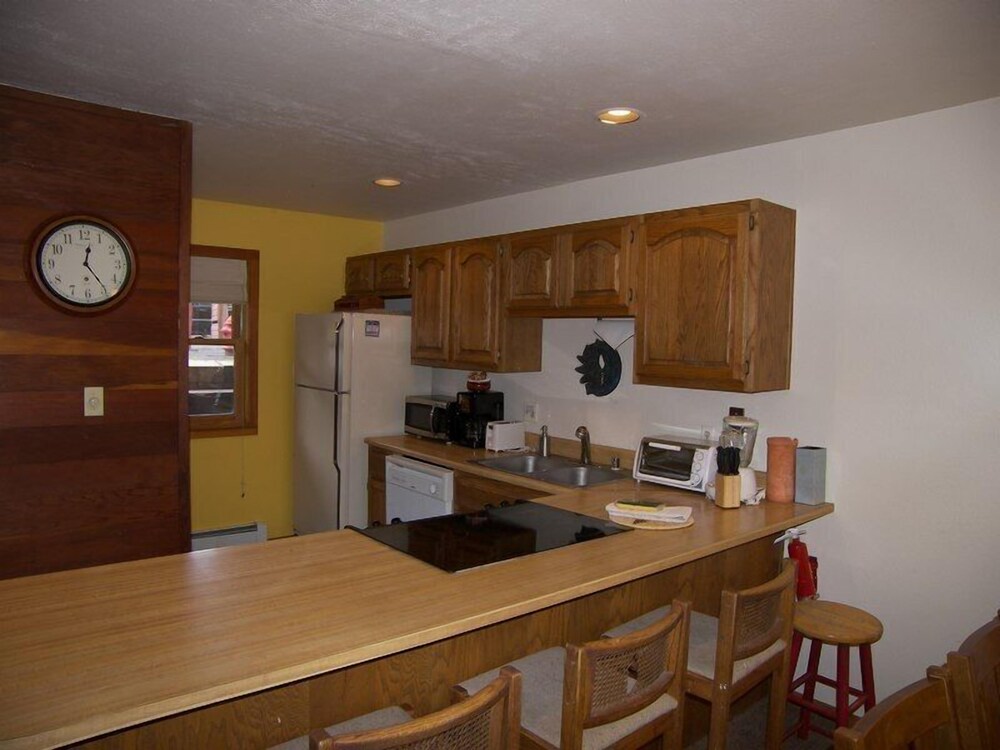 Snowscape 2 Bed 2 Bath - photo 17