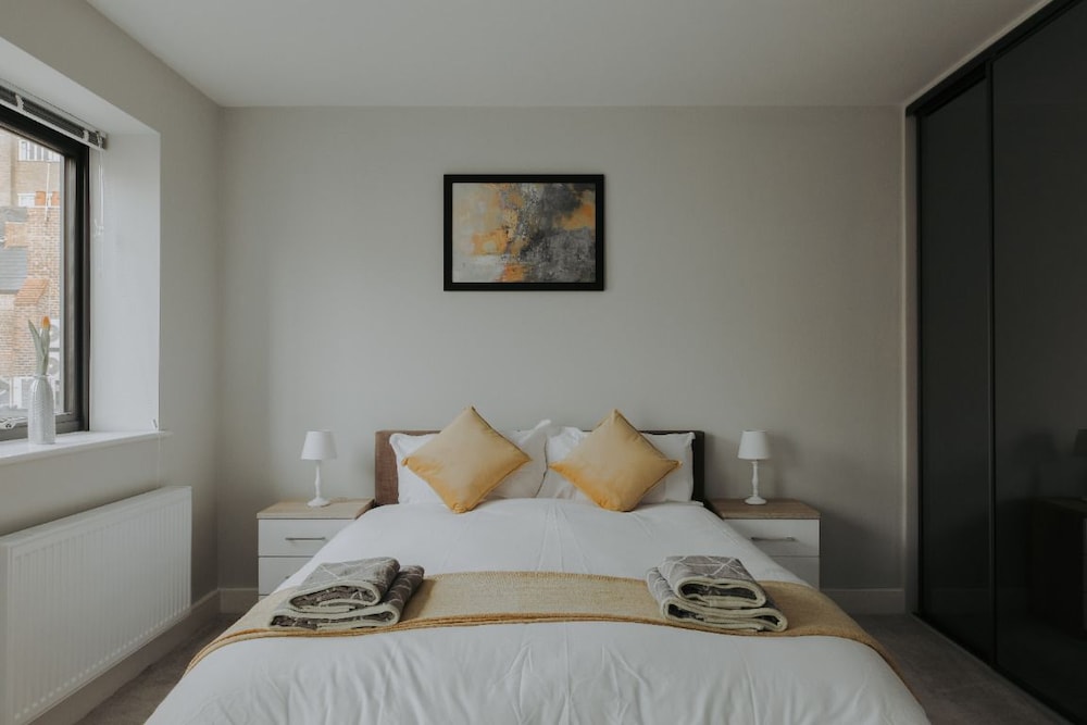 Weaver House — 4-Star Luxury Hotel in Chester, United Kingdom