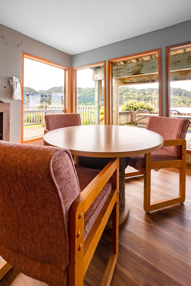 Jot's Resort - photo 18