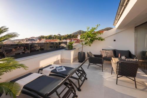 Luxury Penthouse Hvar with Jacuzzi & Sea View — 4-Star Luxury Hotel in Hvar, Croatia