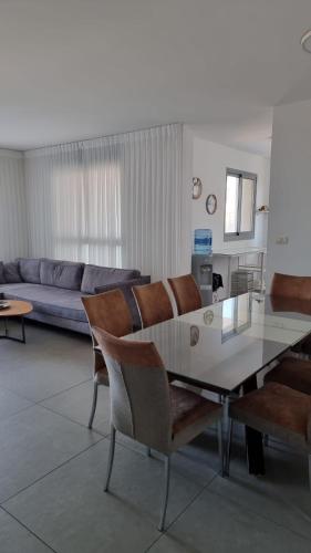 Apartment Sandarella — 4-Star Luxury Hotel in Bat Yam, Israel